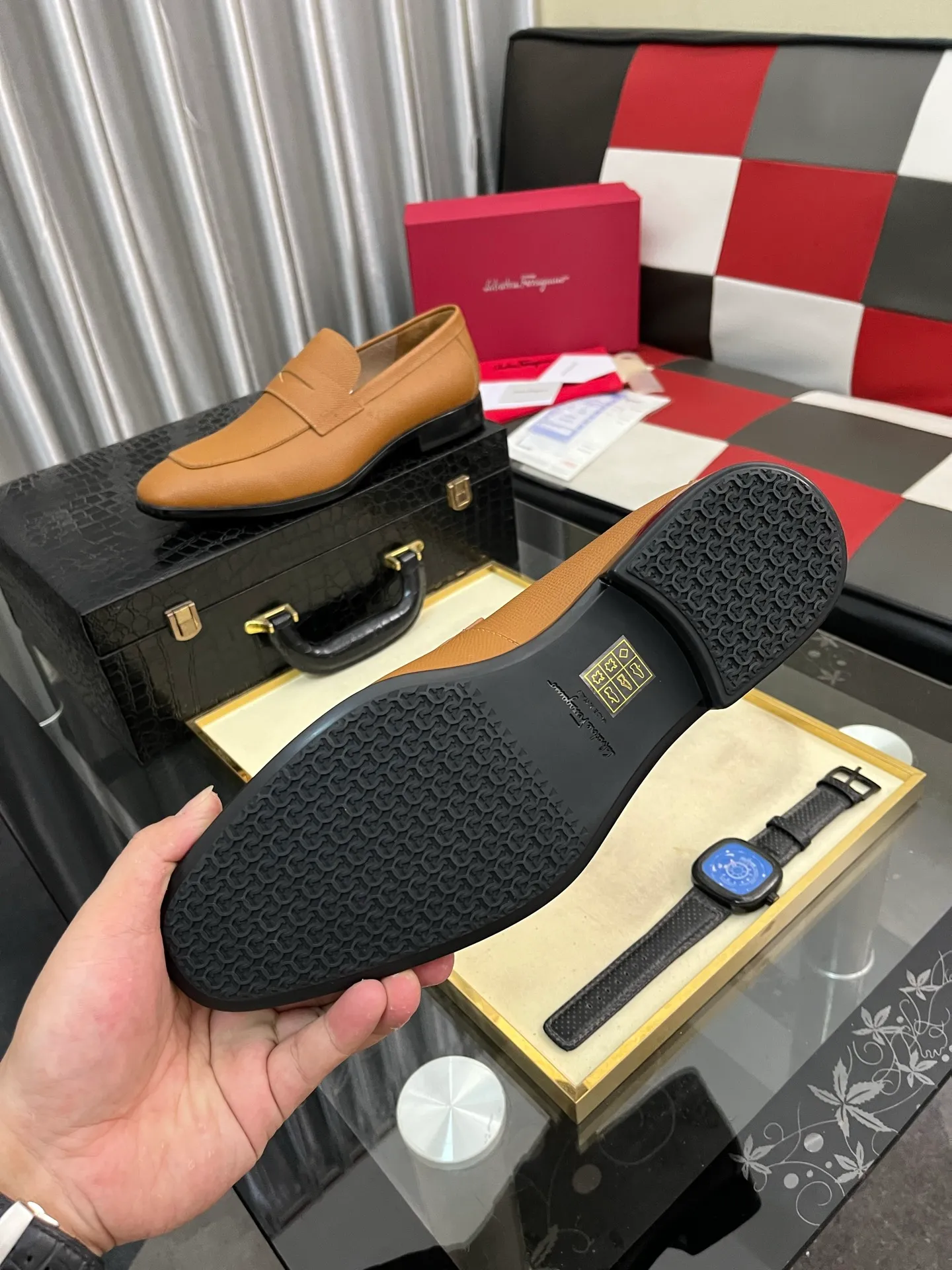 Men's shoes 💰600⌚️⌚️[Salvatore Ferragamo] Ferragamo business leather shoes, 1:1 top purchasing quality, imported selected original calfskin for the uppers, imported original soft water-dyed cowhide for the inner feet, imported original customized Italian handmade lightweight foam outsole, size: 39-44 5️⃣ options available